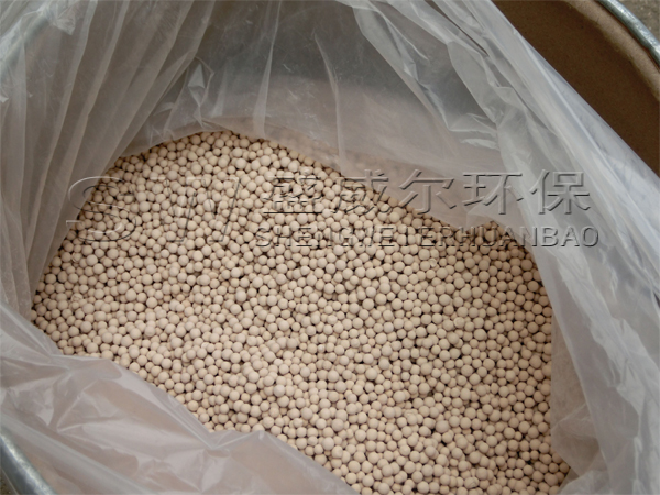  中空玻璃里的分子筛起什么作用？